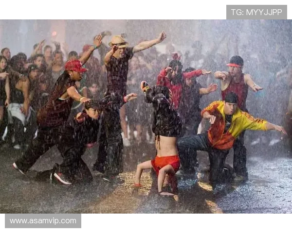 《舞出我人生2》:当街头节奏遇上学院派,一场关于梦想与蜕变的华丽变奏